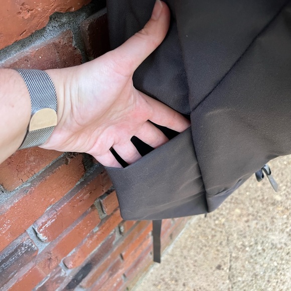 MYSTERY RANCH Gray Backpack - Picture 6 of 10